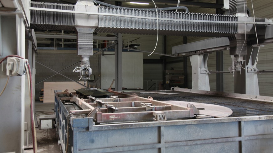 5-assige machine