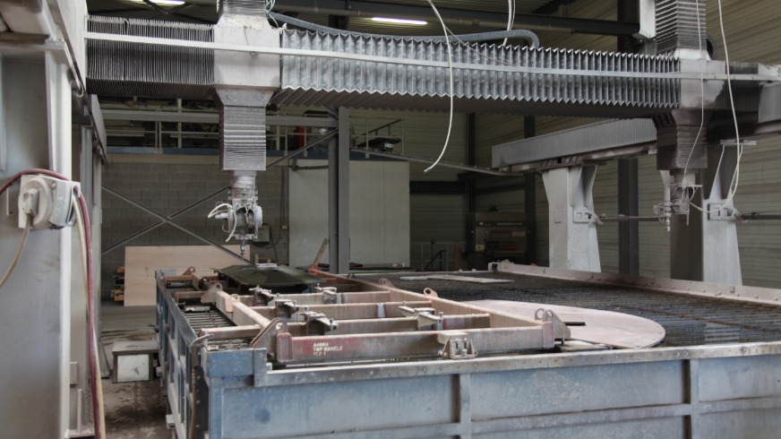5-assige machine