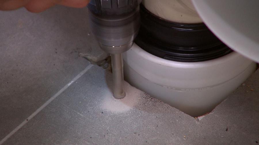 boorgaten maken toilet 1