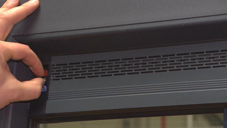raamventilatie boven het glas