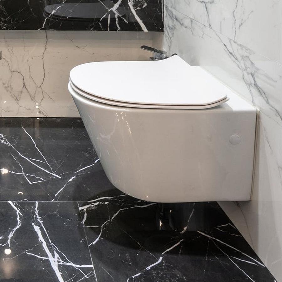 toilet marmeren badkamer