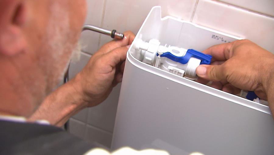 doorlopend toilet herstellen